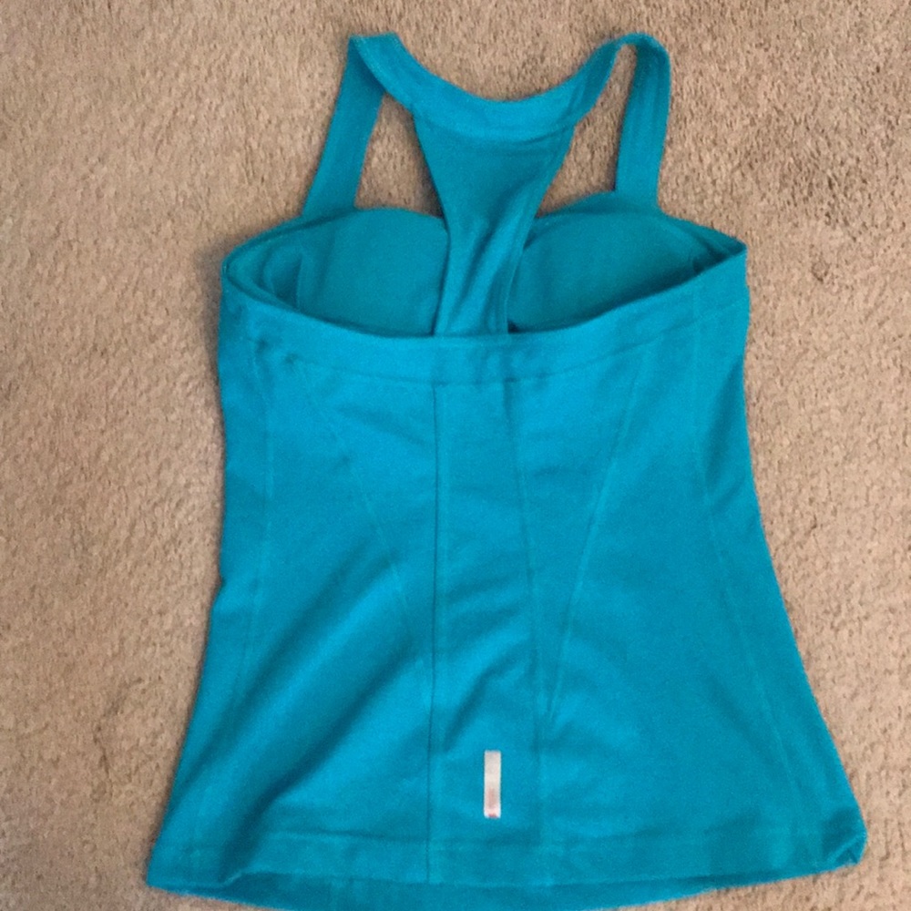 Zella top - Picture 2 of 3